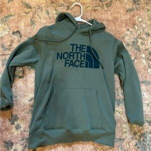 Women’s North Face hoodie